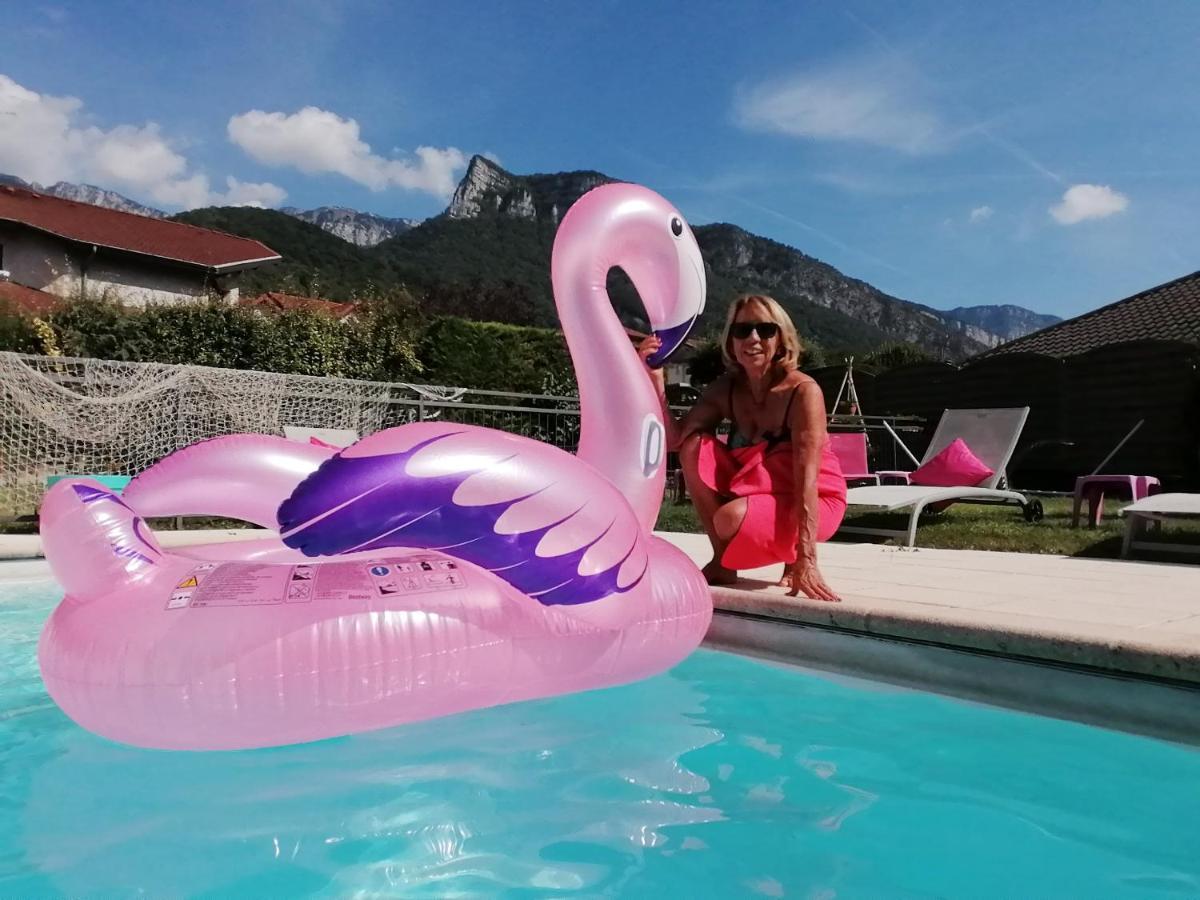 Appartement Lumineux A Voreppe Avec Piscine Екстер'єр фото